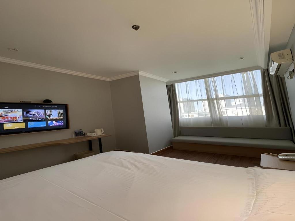Greentree Inn Shanghai Hongqiao Hub Convention Center Jinghua Road Shell Hotel Eksteriør billede