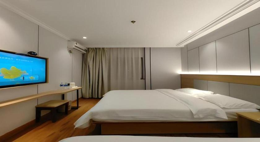 Greentree Inn Shanghai Hongqiao Hub Convention Center Jinghua Road Shell Hotel Eksteriør billede